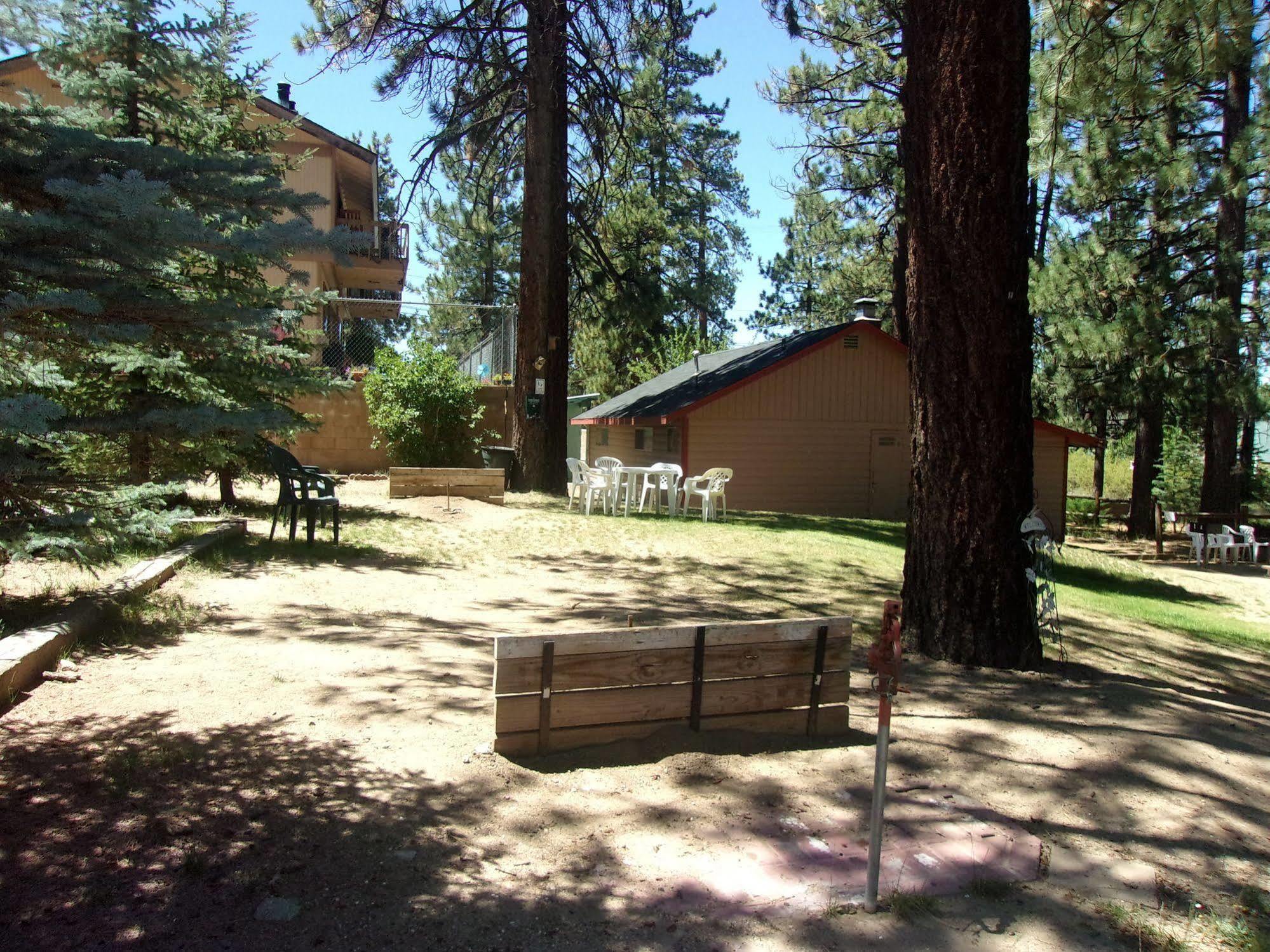 Honey Bear Lodge & Cabins Big Bear Lake Esterno foto